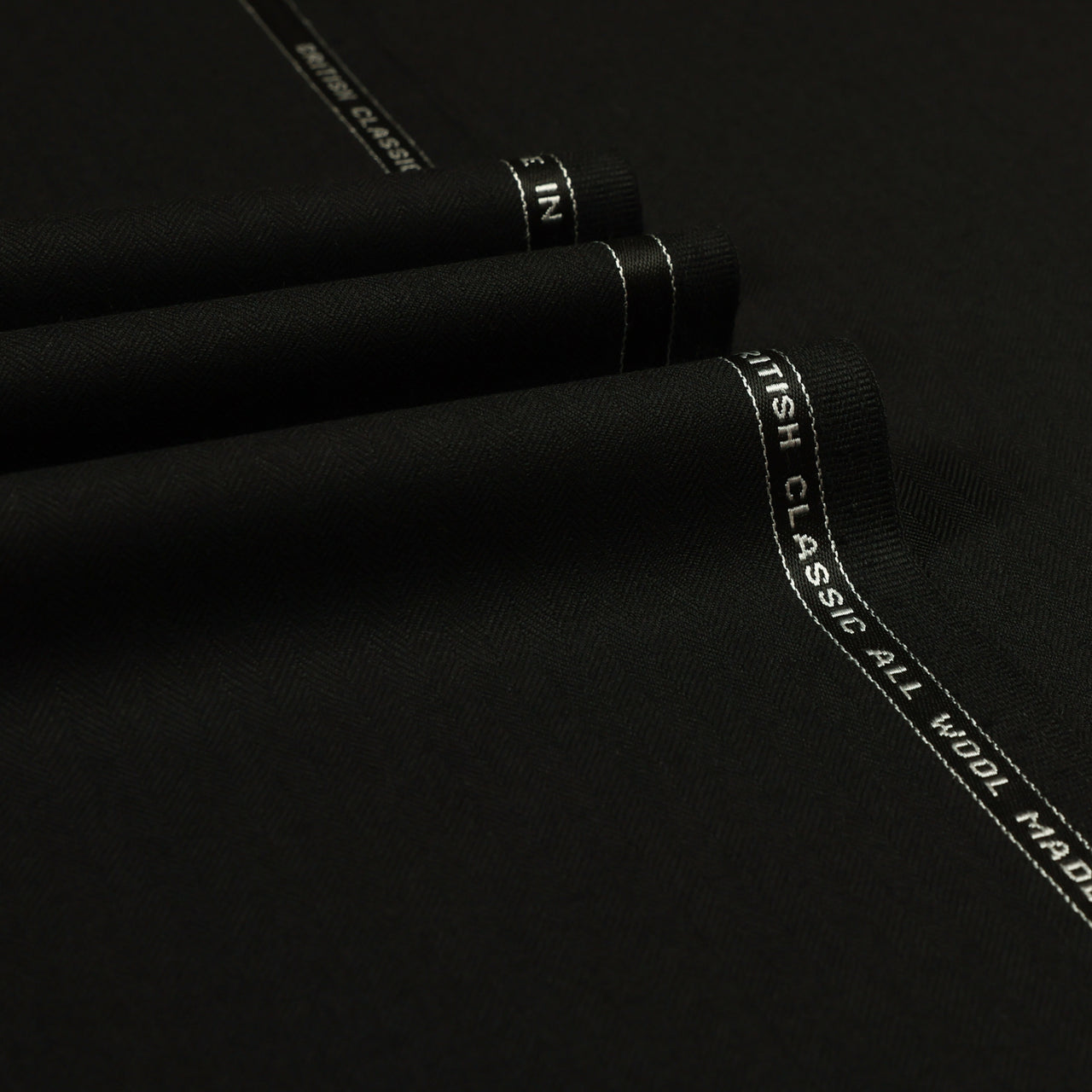 British Classic - Herringbone 100% Wool