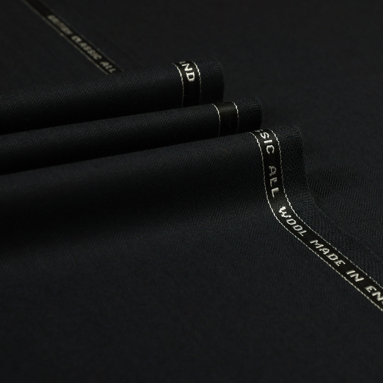 British Classic - Herringbone 100% Wool