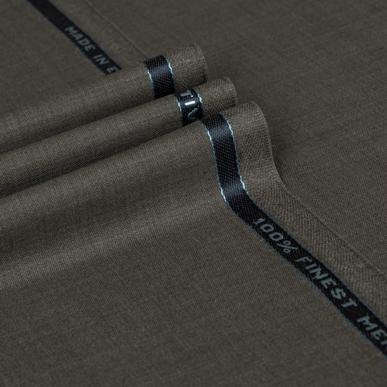 Festival - Plain 100% Merino Wool