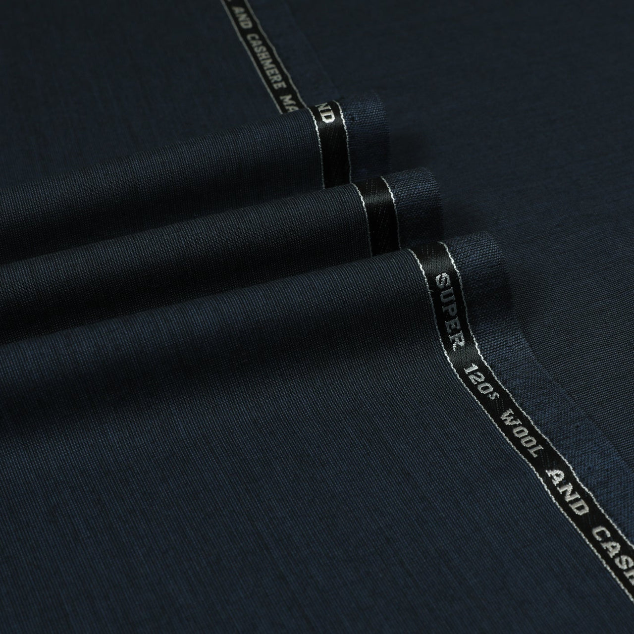 Explorer - Hairline 100% Super 120's Wool