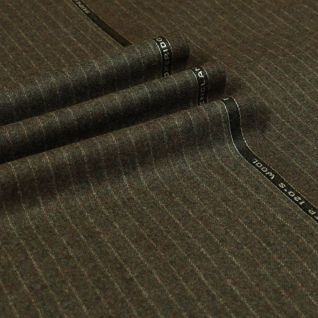 Narrow Chalk Stripe Super 120's Wool Flannel