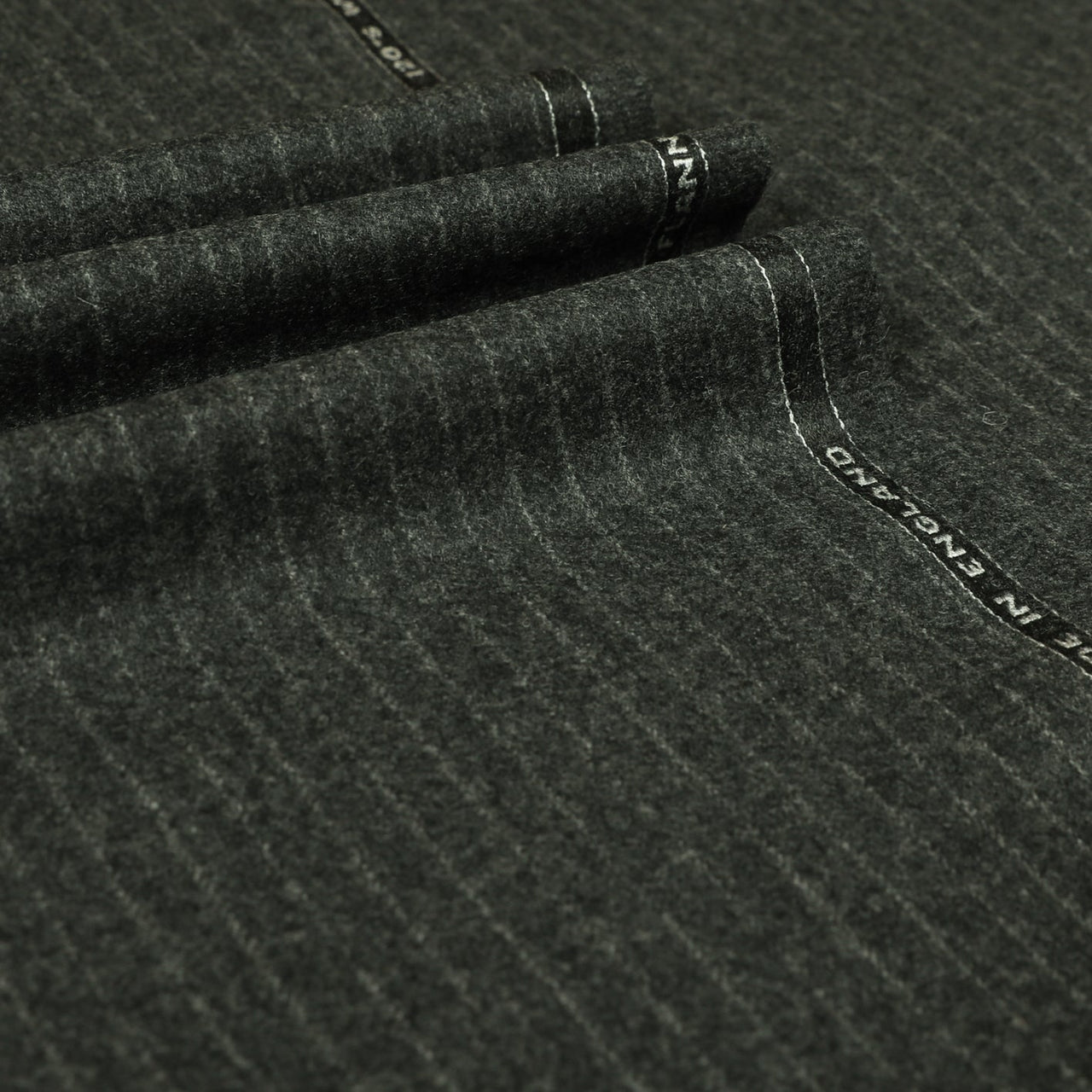 Oxbridge Flannel - Narrow Chalk Stripe Super 120's Wool Flannel