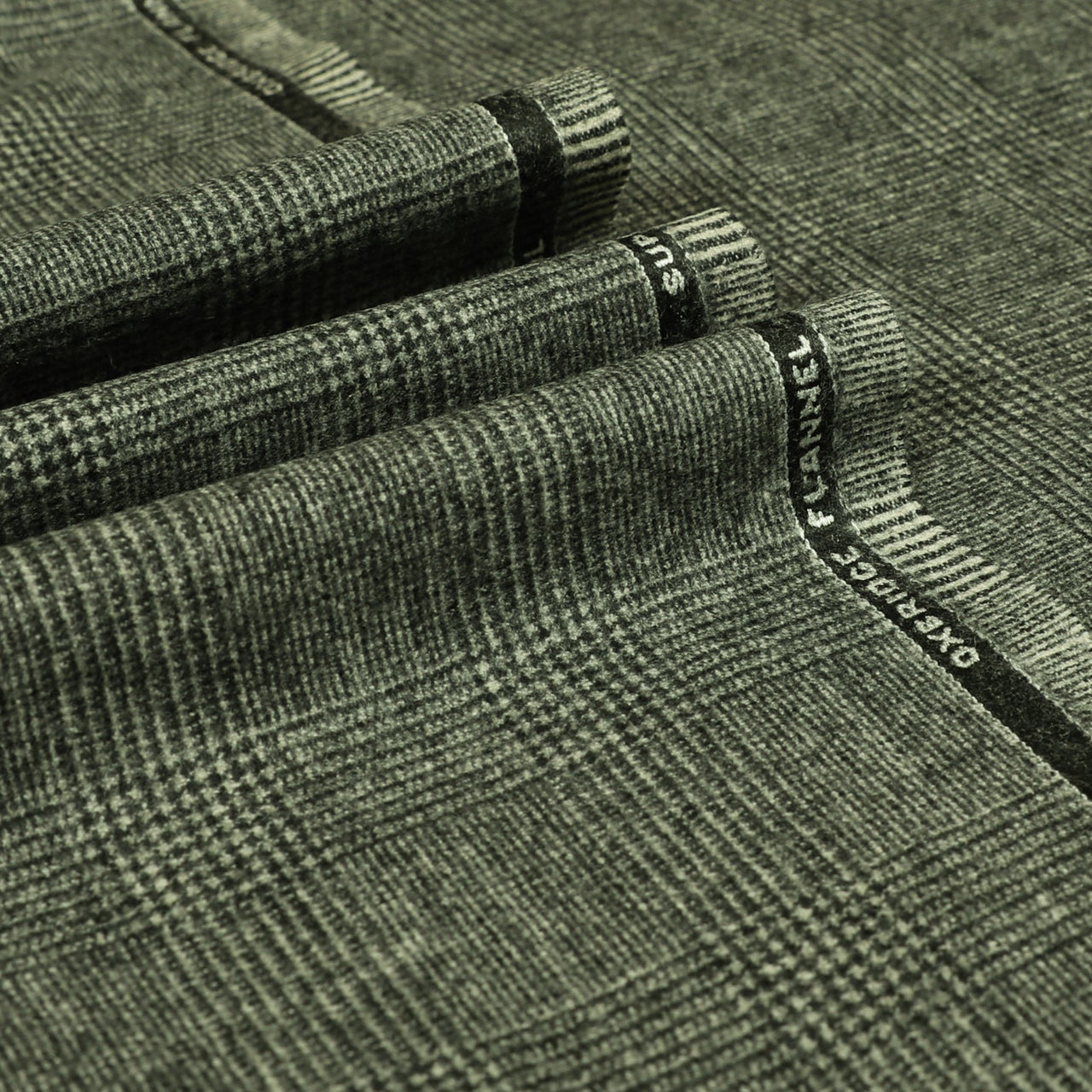 Oxbridge Flannel - Glen Check Super 120's Wool Flannel