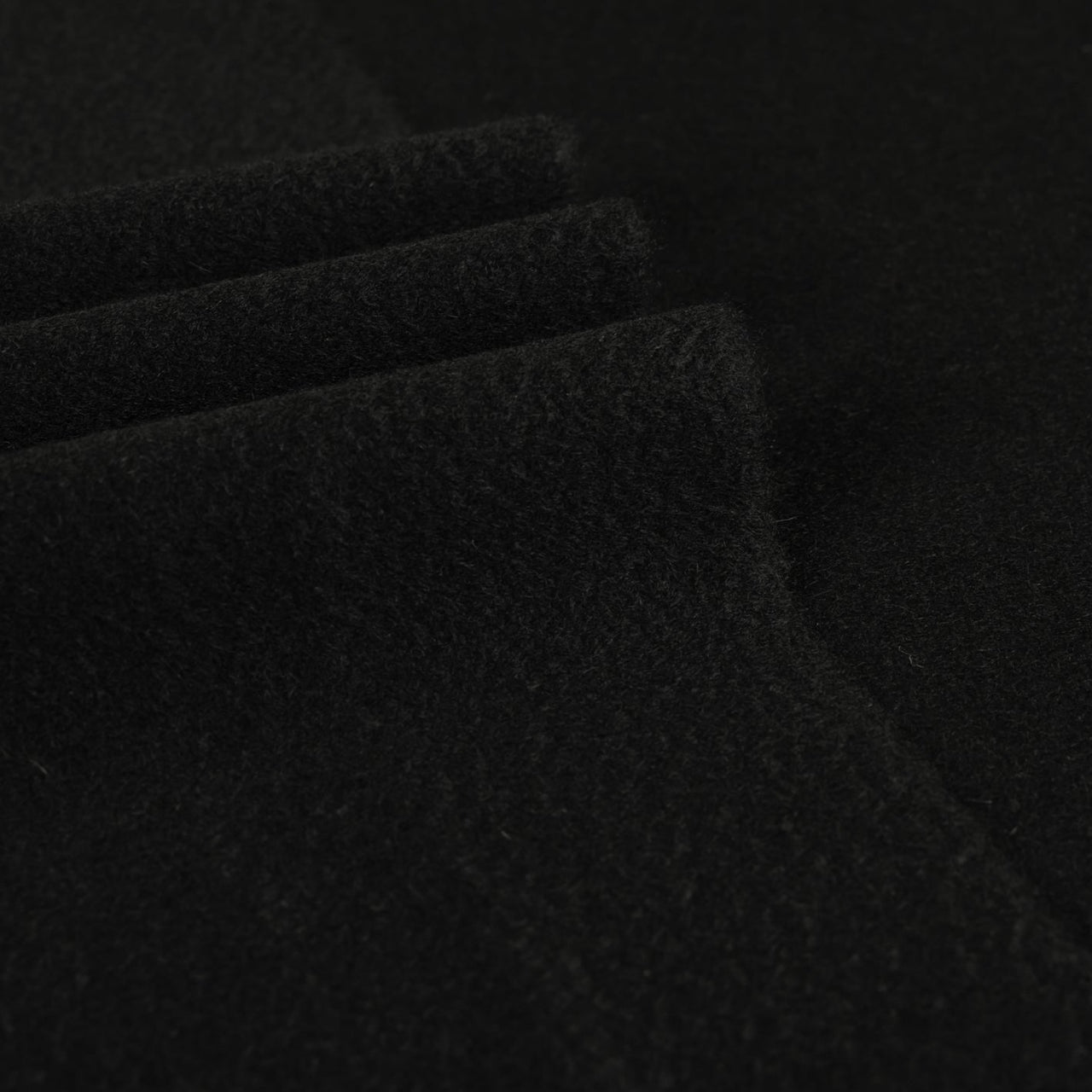 Pepper Lee - Luxury suiting fabric in black