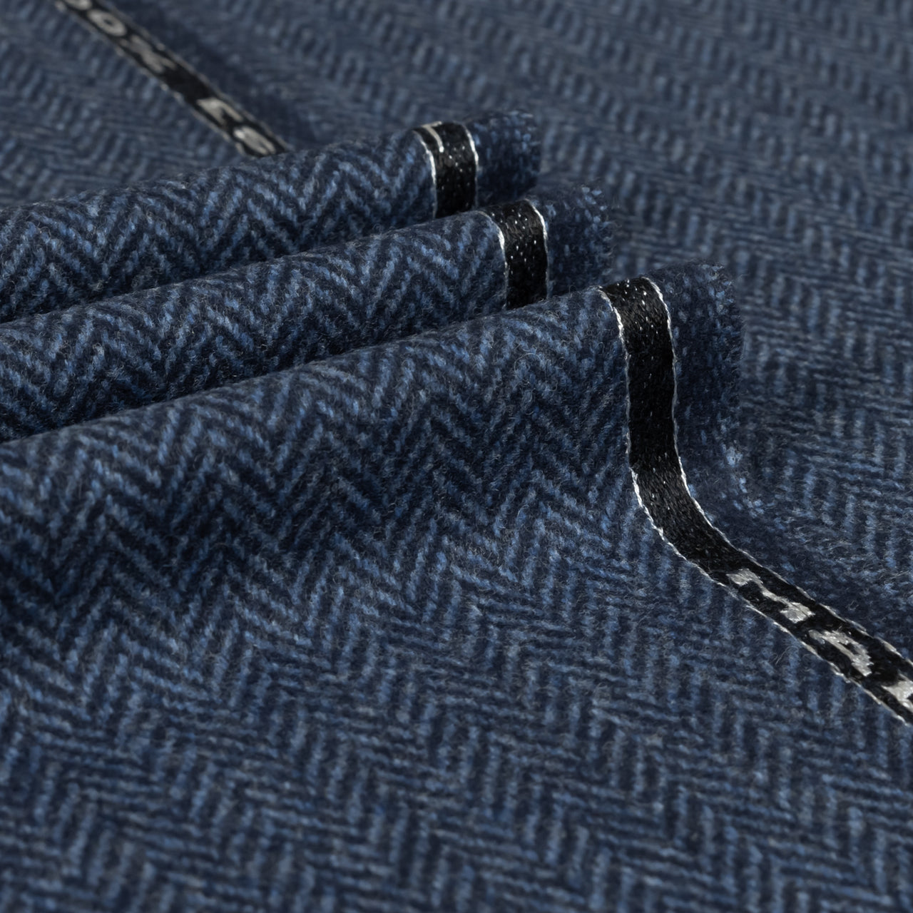 Escudo - 100% Escorial Wool Herringbone Fabric