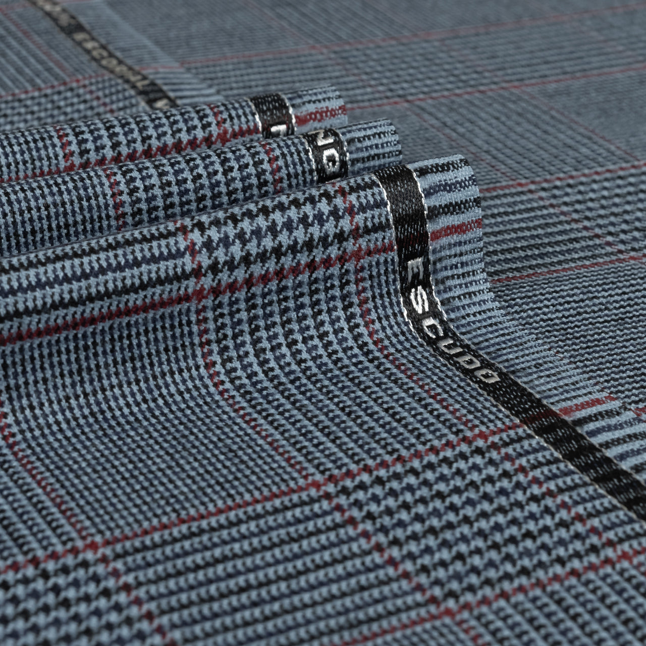 Escudo - 100% Escorial Wool Glen Check Fabric