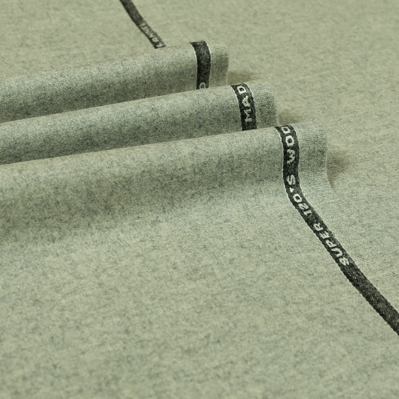 Oxbridge Flannel - Plain Suiting 100% Super 120's Wool