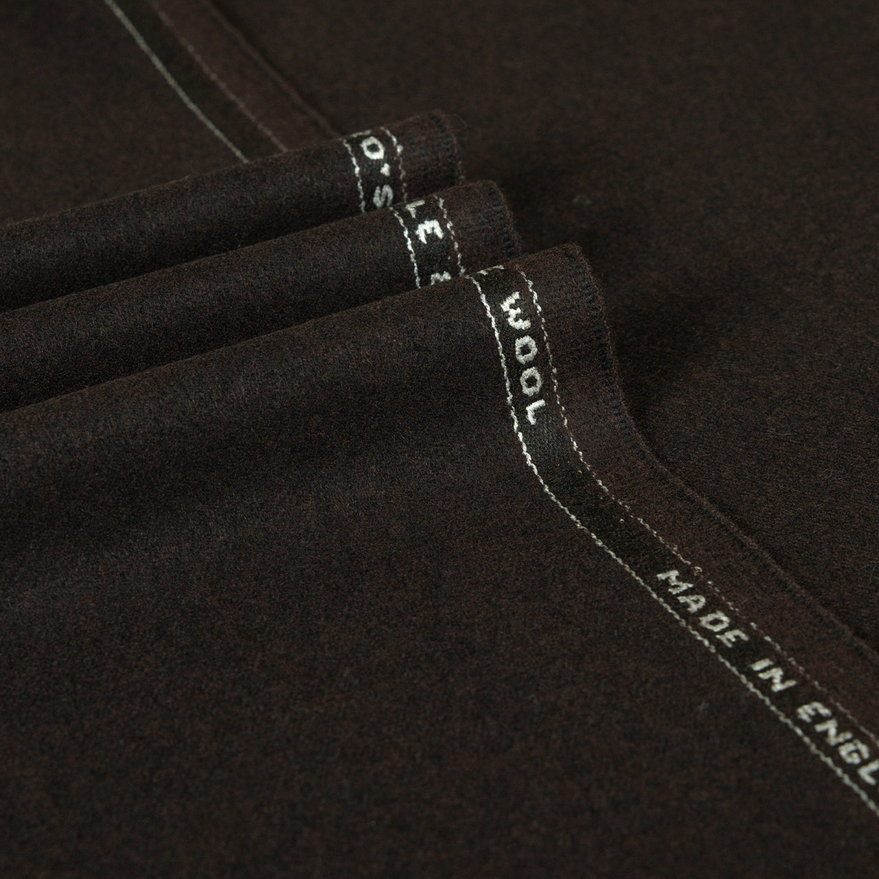 Oxbridge Flannel - Plain Suiting 100% Super 120's Wool