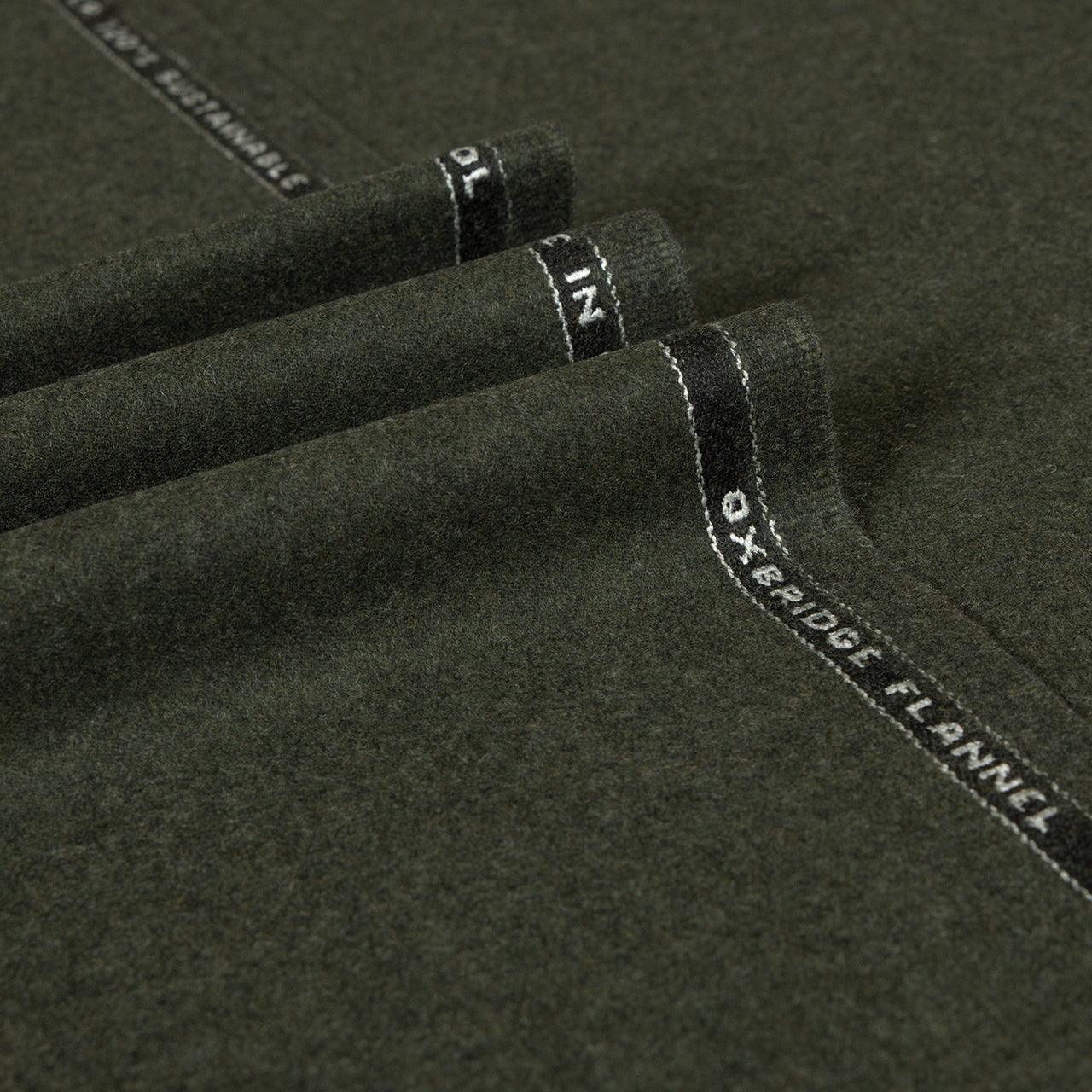 Oxbridge Flannel - Plain Suiting 100% Super 120's Wool