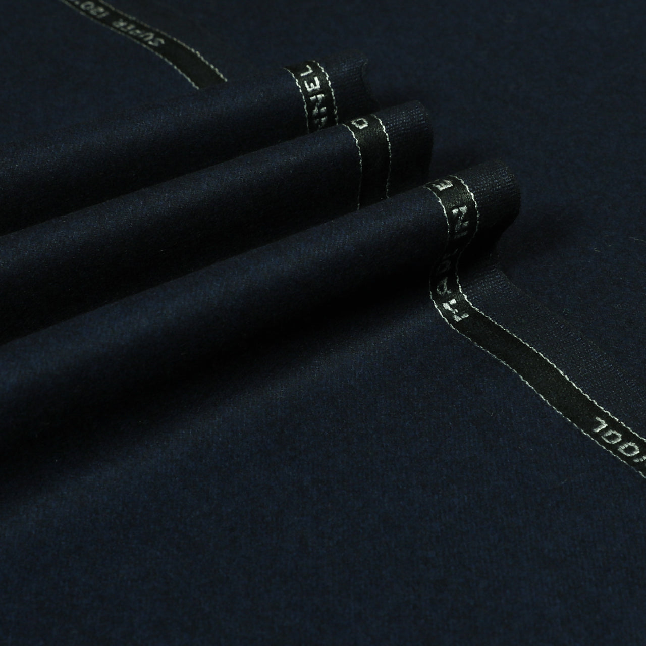 Oxbridge Flannel - Plain Suiting 100% Super 120's Wool