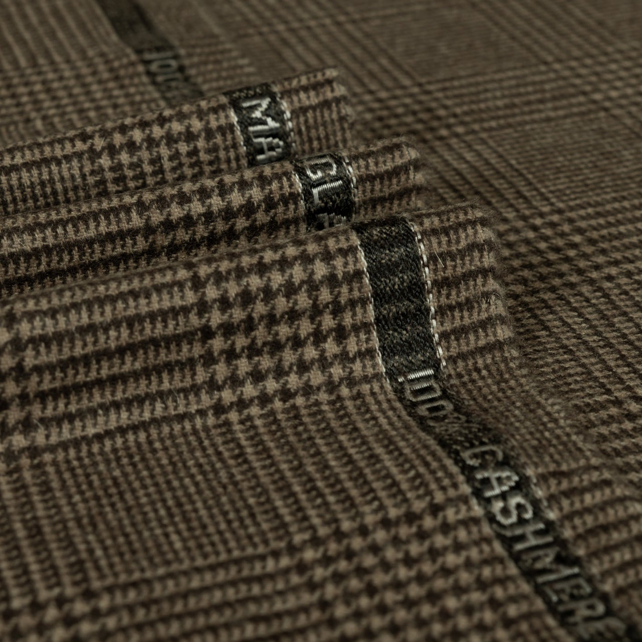 Pepper Lee - Luxury suiting fabric