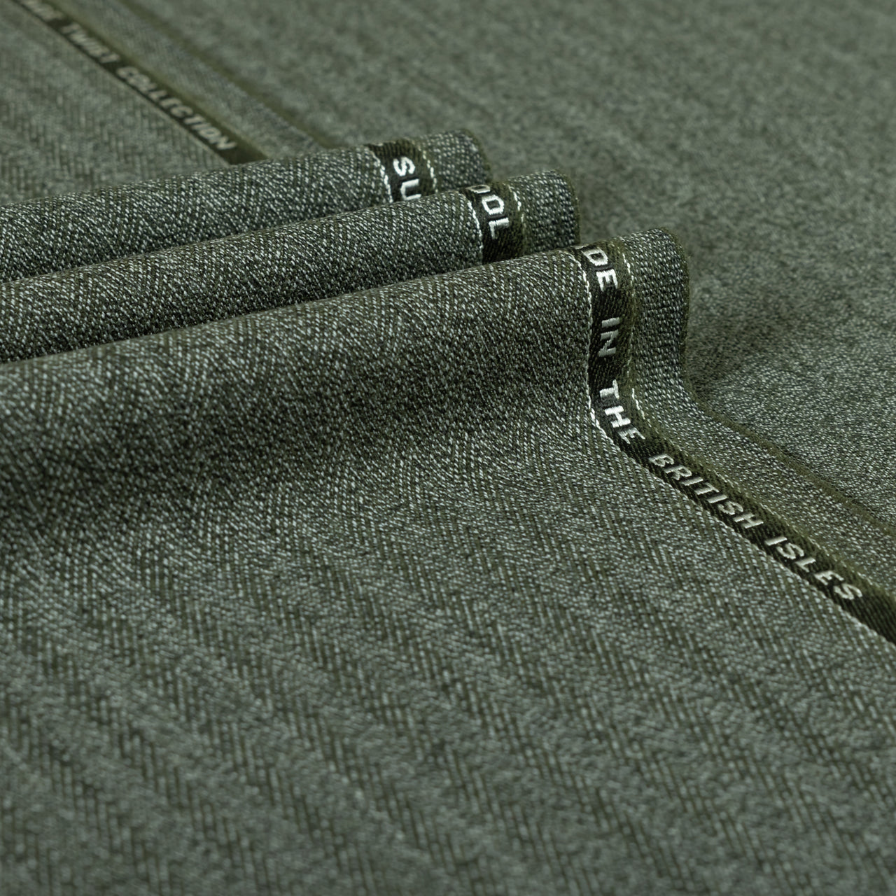 Arthur's Seat Herringbone 100% Merino Wool Mid Weight Suiting