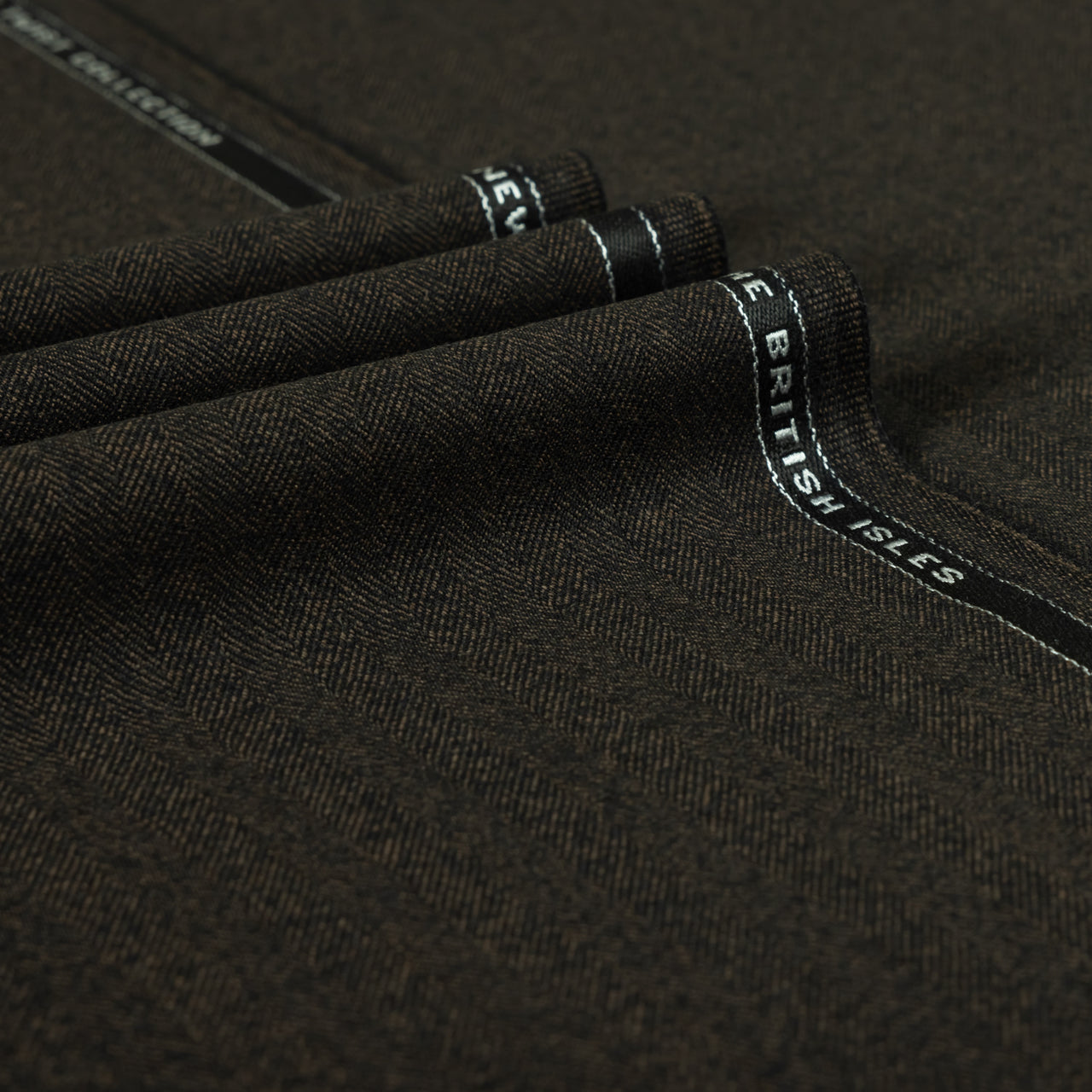 Herringbone 100% Merino Wool Mid Weight Suiting