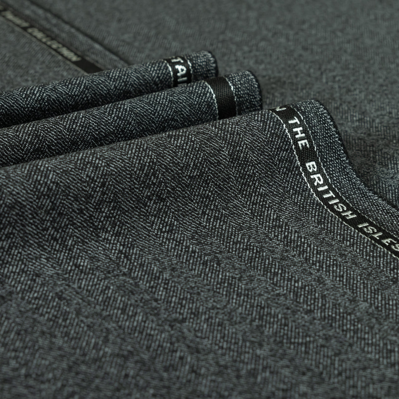 Herringbone 100% Merino Wool Mid Weight Suiting