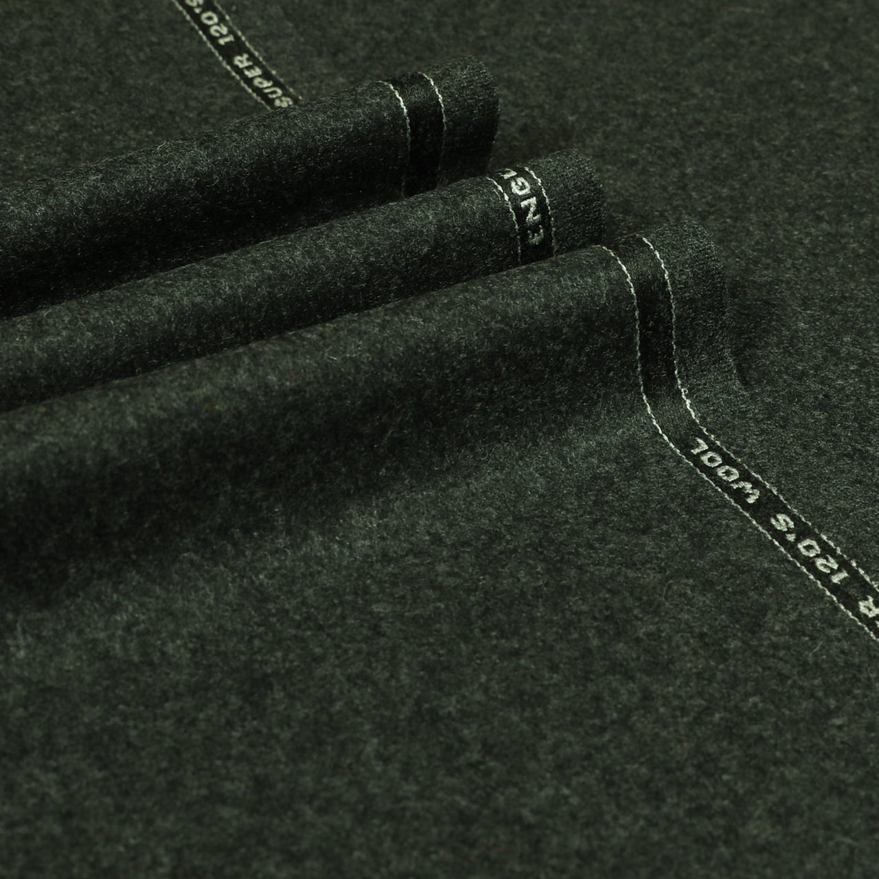 Oxbridge Flannel - Plain Suiting 100% Super 120's Wool