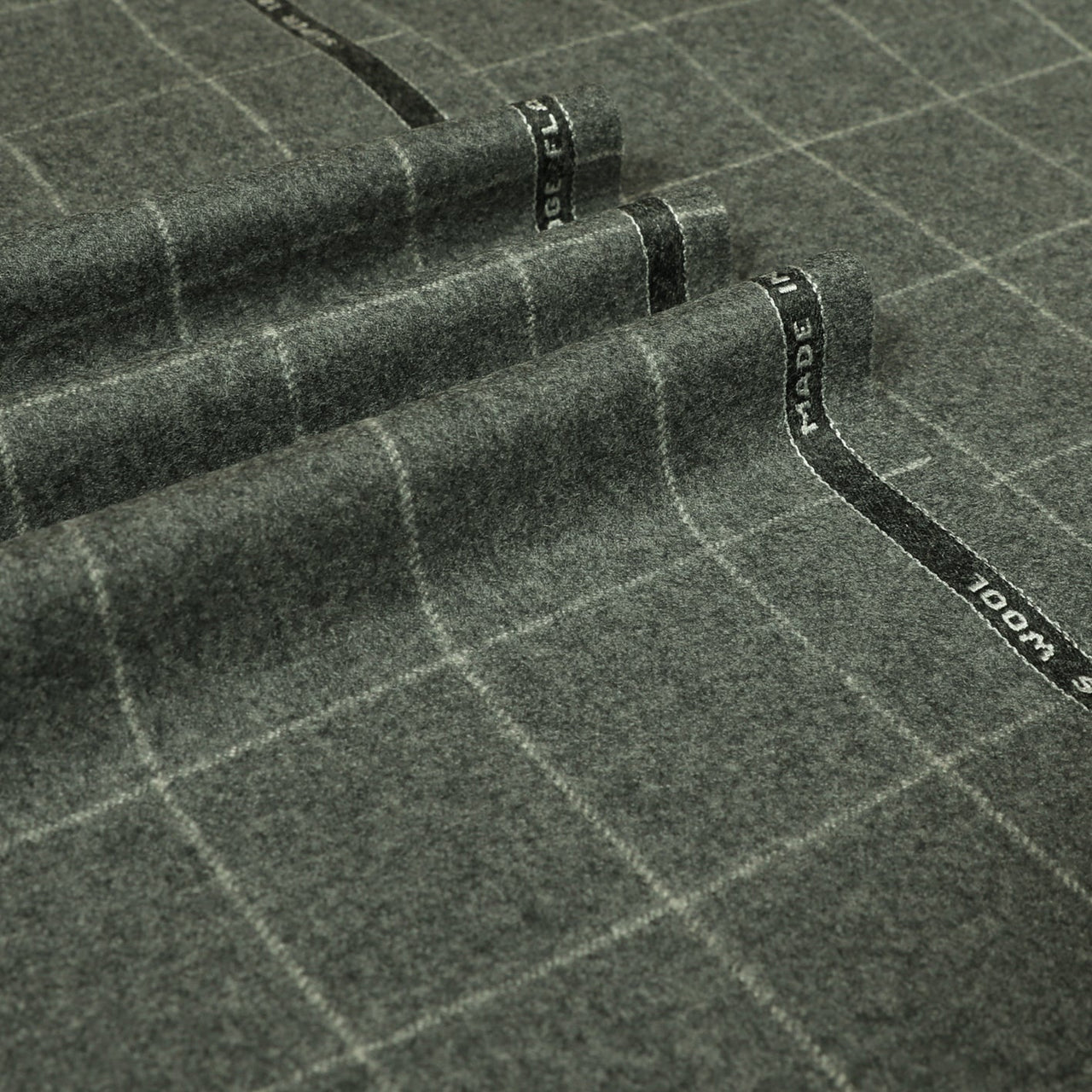 Oxbridge Flannel - Windowpane Check Suiting 100% Super 120's Wool